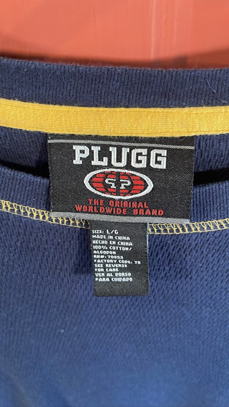 Plugg Men's T-Shirt Large Blue Cotton Long Sleeve Worldwide Logo